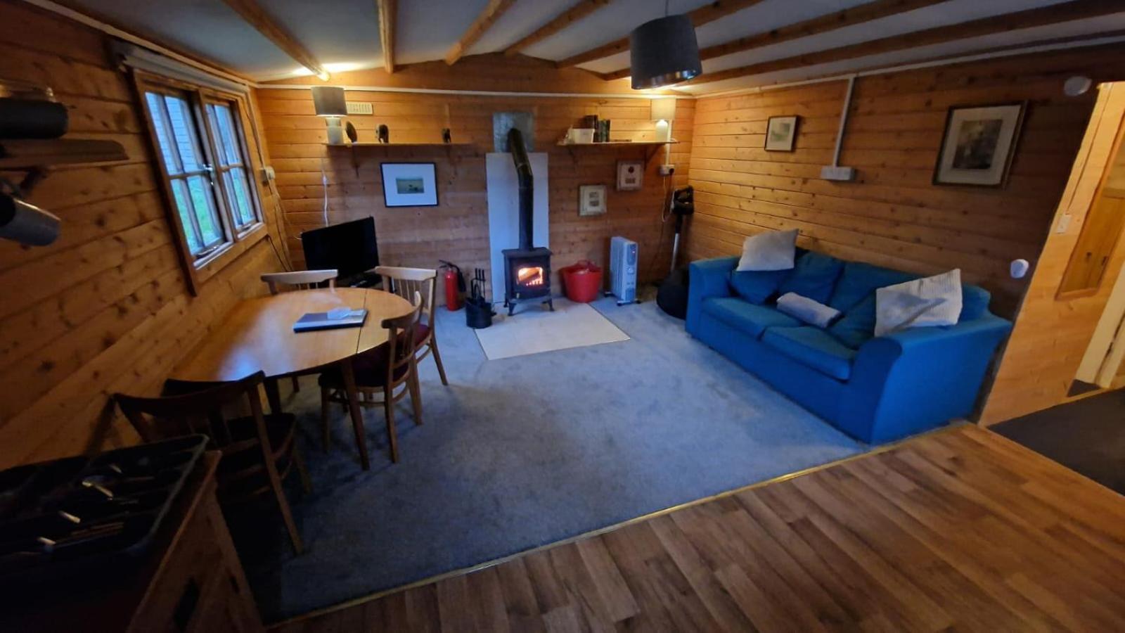 The Cabin - A Very Quiet Location Pewsey Bagian luar foto